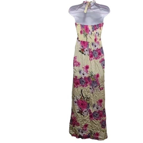 Lovely in Bahli Floral Open Back Dress With Back-Slit Tags - Picture 6 of 11
